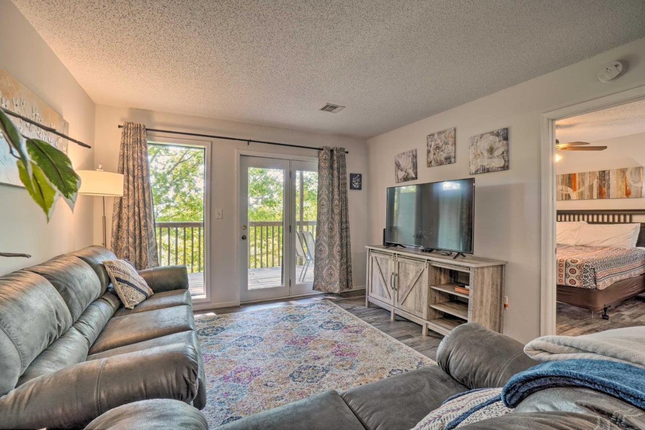 - 2 Mi To Silver Dollar Apartment